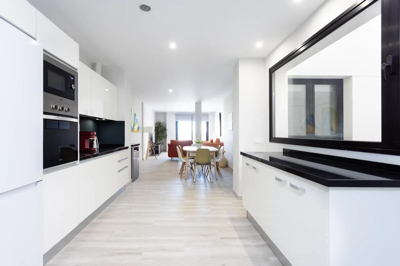 New 140M2 Loft-Style Flat At Town Heart, 3 Beaches Close Casa Leon El Medano  Spain