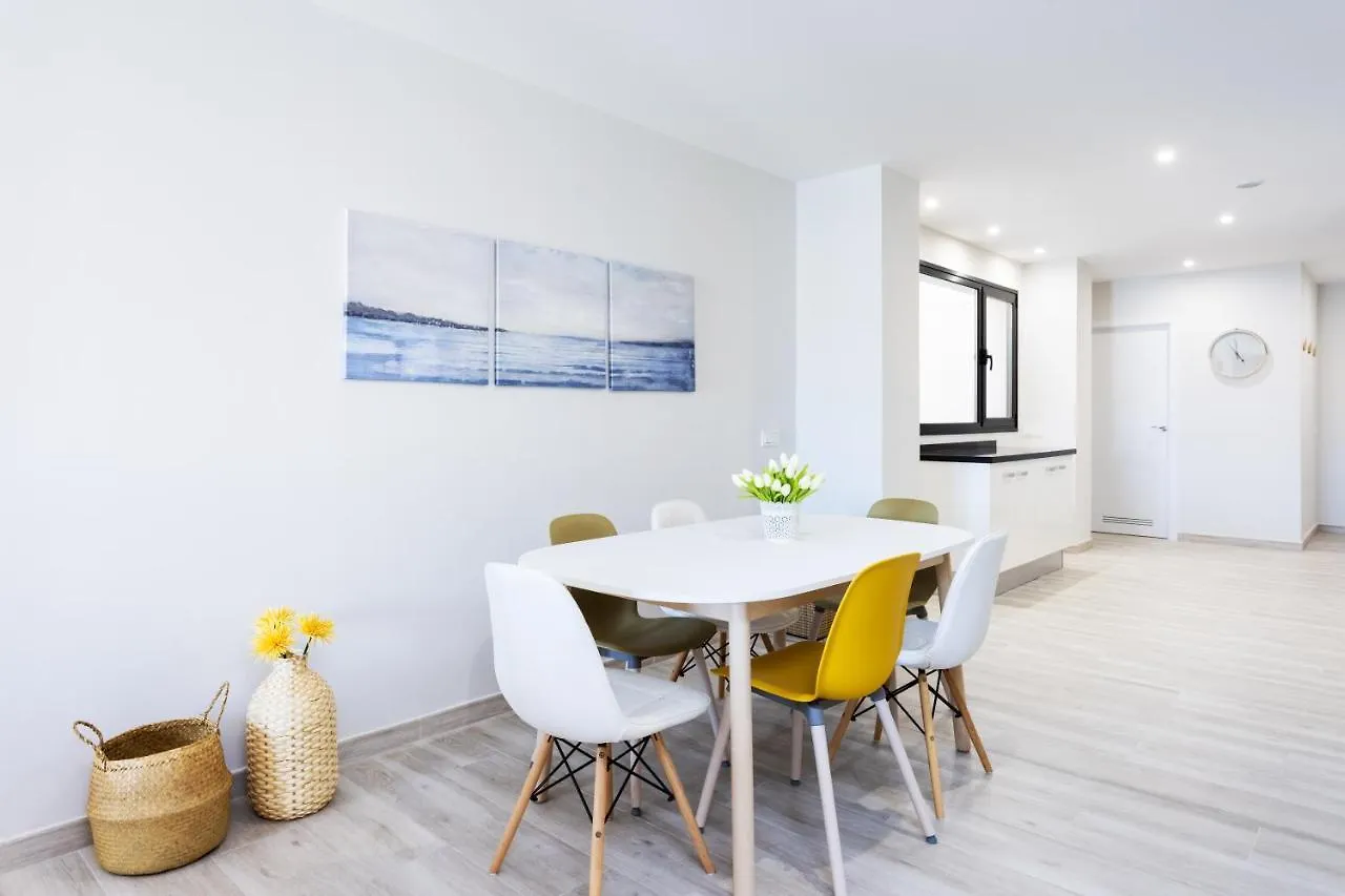 Apartment New 140M2 Loft-Style Flat At Town Heart, 3 Beaches Close Casa Leon El Medano  Spain