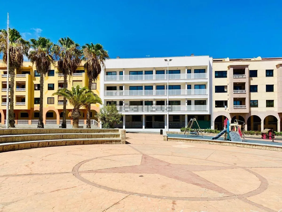New 140M2 Loft-Style Flat At Town Heart, 3 Beaches Close Casa Leon El Medano  El Medano (Tenerife)