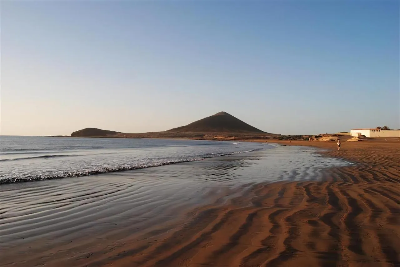 New 140M2 Loft-Style Flat At Town Heart, 3 Beaches Close Casa Leon El Medano  Spain